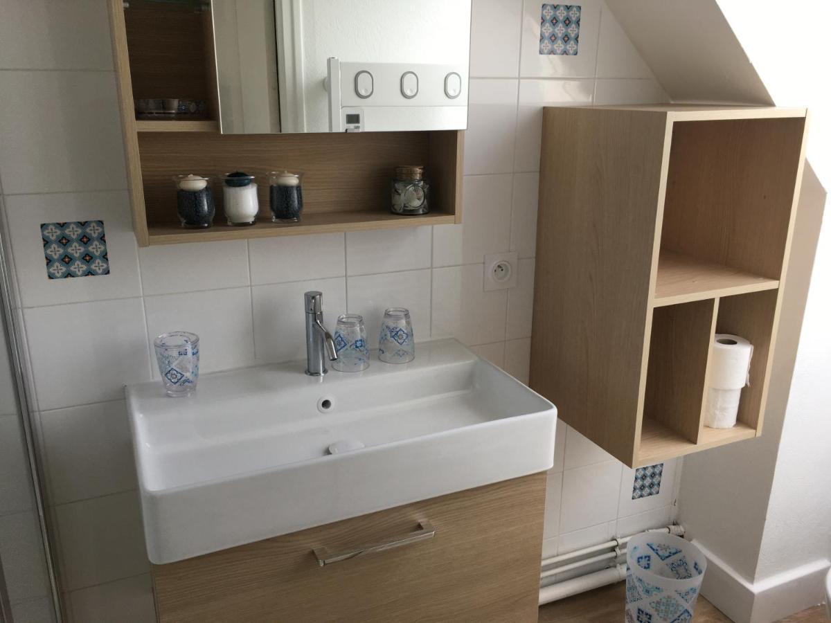 Апартаменты Tout A Pied ! T2 25M2 - Parking Prive - Wifi Лармор-Плаж Экстерьер фото
